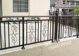 鐵藝陽臺(tái)護(hù)欄工藝